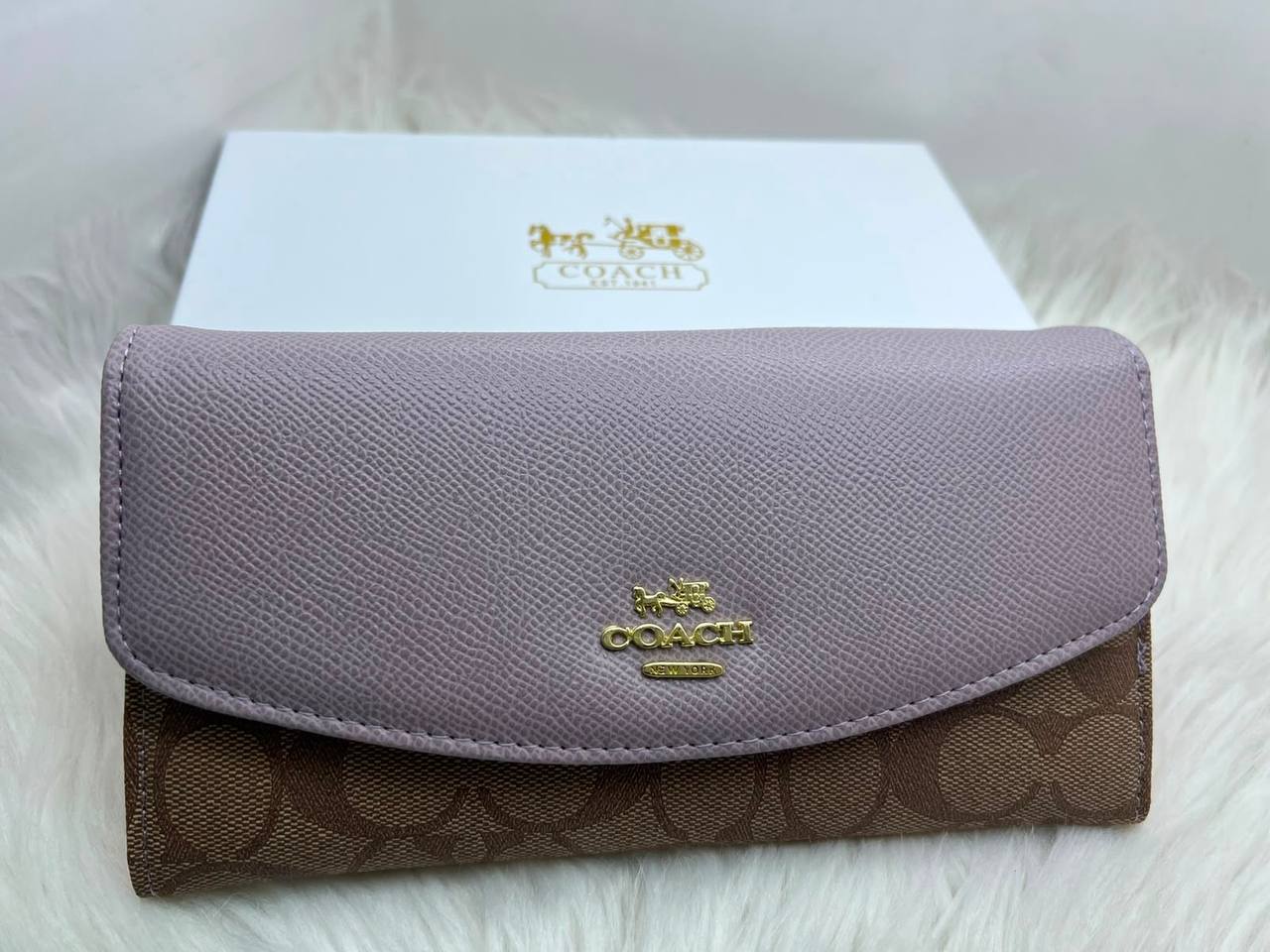 Wallets
45 dhs🇦🇪🇦🇪

Zain182
♥️♥️♥️