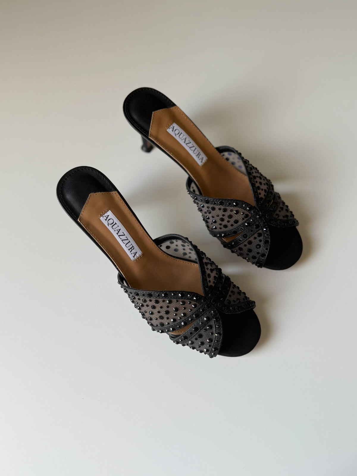 AQUAZZURA 

36 to 41
430 dhs🇦🇪🇦🇪

Zain288
♥️♥️♥️