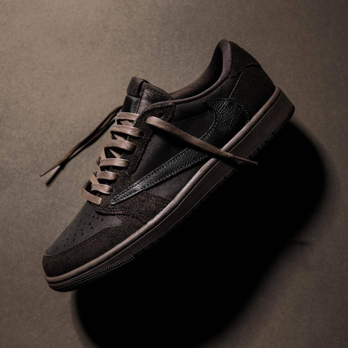 Jordan x Travis Scott Air Jordan 1 Low OG "Velvet Brown" 🤎
36-45 AVAILABLE 🤩
240 dhs💓

Zain242