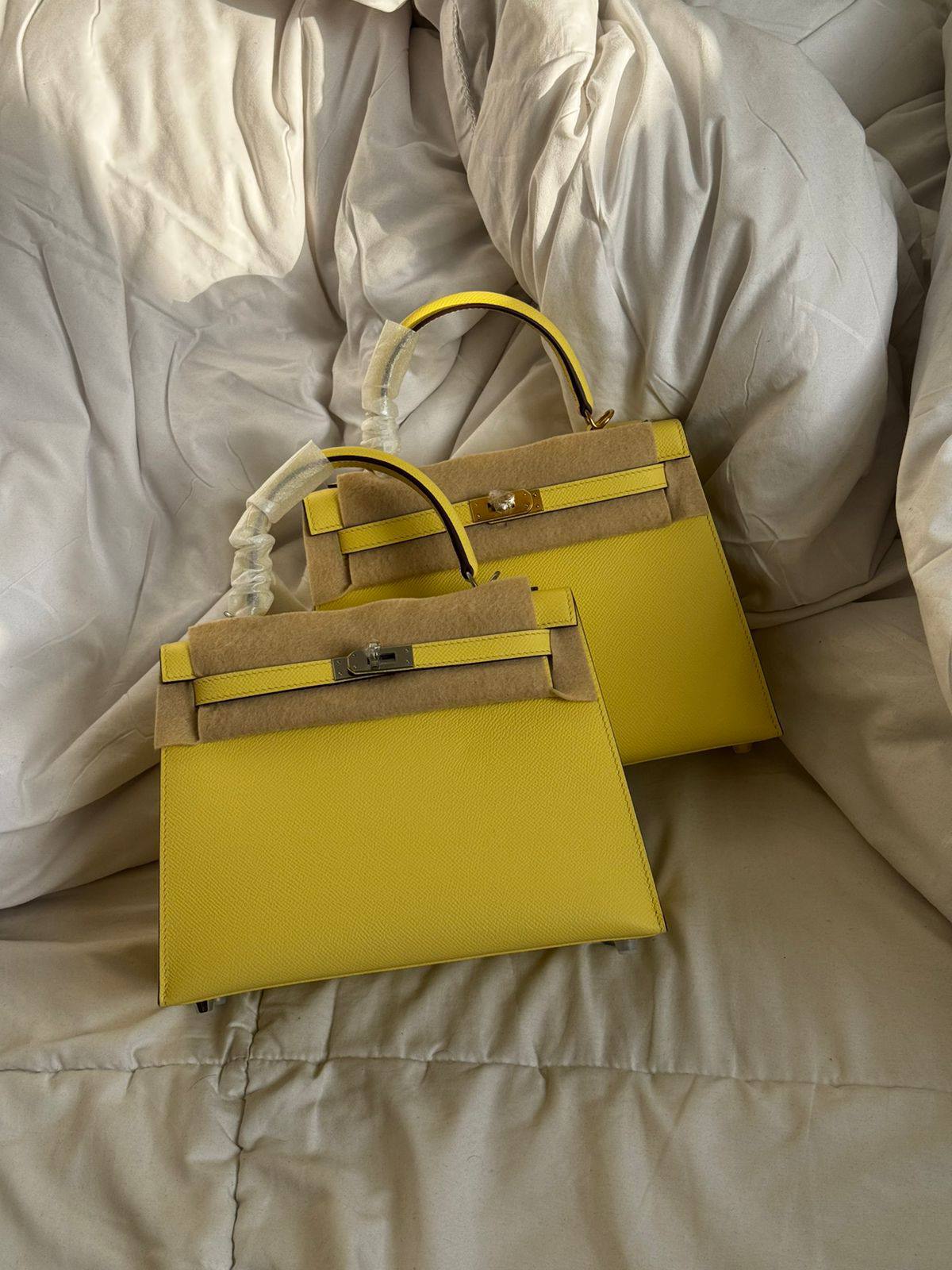 HERMES
KELLY 25 👌🏻
HANDMADE ✅
For Price 👇 WTSP Text Zain 0568585901

ZainShop
♥️♥️♥️