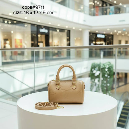 LV  nano
ʙᴀɴᴅᴏᴜʟɪᴇʀᴇ ᴍɪɴɪ
ᴍᴏɴᴏɢʀᴀᴍ ʟᴇᴀᴛʜᴇʀ
sɪᴢᴇ: 18 cm
ᴡɪᴛʜ ғᴏʟᴅᴇᴅ ᴍᴀɢɴᴇᴛɪᴄ BOX
🎁🎁🎁

75 dhs🪙🌨️

Zain31
♥️♥️♥️