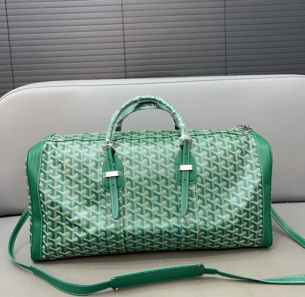 Goyard
90 dhs🪙💕
size：52cm
all color coming

Zain35
♥️♥️♥️