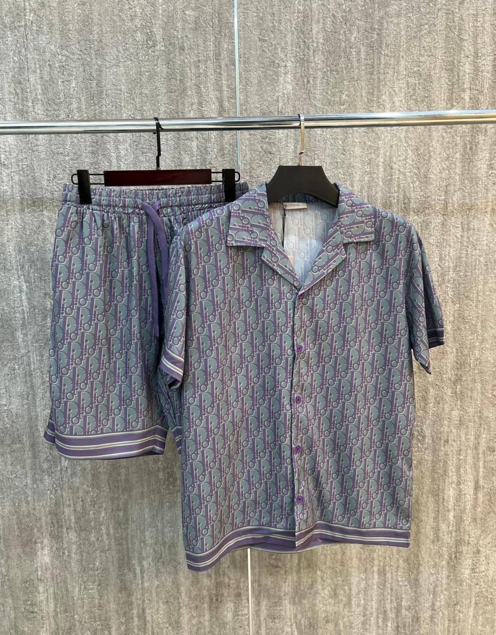 NEW DIOR
*♕ 𝐒𝐔𝐏𝐄𝐑 𝐌𝐀𝐒𝐓𝐄𝐑 ♕*
SIZE: S,M,L,XL,XXL
410 dhs✅

Zain227
♥️♥️♥️