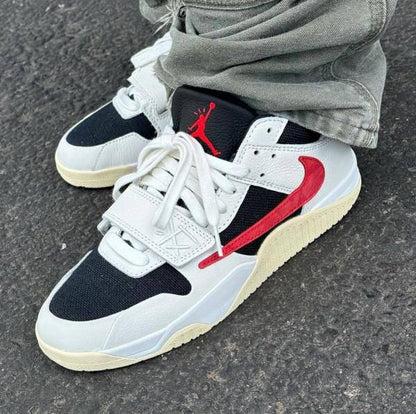 Travis Scott x Jordan Jumpman Jack TR 'University Red'♥️
36-45 AVAILABLE 🤩
260 dhs🪙🌨️

Zain242
♥️♥️♥️