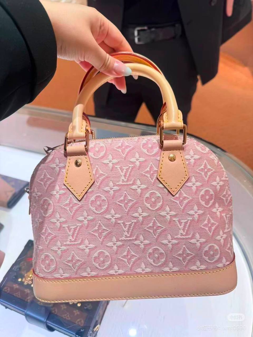 LV
NEW❣️❣️
Master 🔮🔮
For Price 👇 WhatsApp✅
0568585901 
0507557372
0552275751 Owner Zain 👌

Zain297
♥️♥️♥️