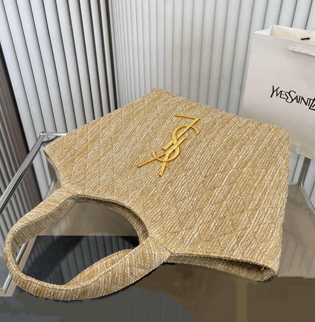 YSL COPY ONE SPECIAL 
OFFERS 
150 dhs🇦🇪🇦🇪

Zain295
♥️♥️♥️
