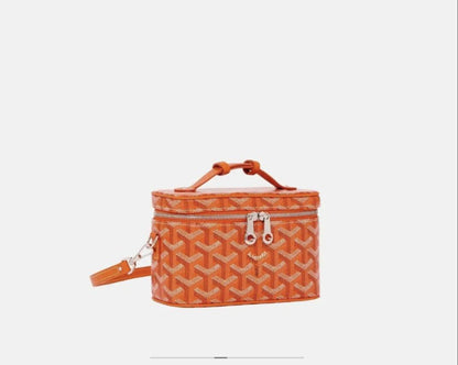 Goyard

withbox 
🎁🎁🎁

95 dhs🗽

Zain143
♥️♥️♥️