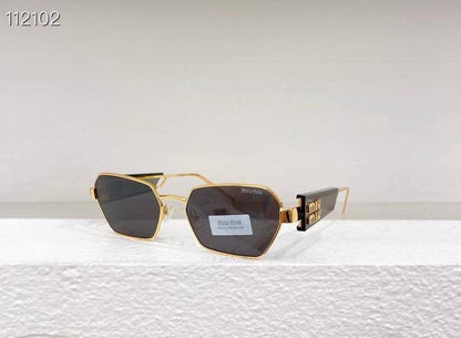 *SUNGLASSES WOMEN*

*MASTER QUALITY*

260 dhs✅

Zain202
♥️♥️♥️