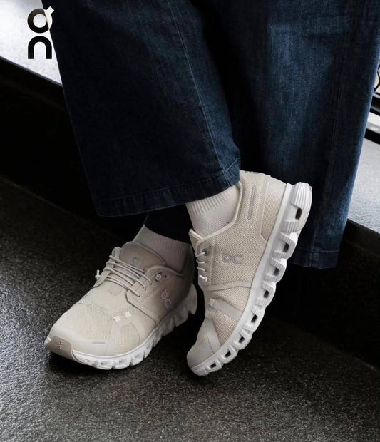 On Running Cloud 6 Pearl White ，Size 36-45 ，
Size 36-45 ，
230 dhs🇦🇪

Zain18
♥️♥️♥️