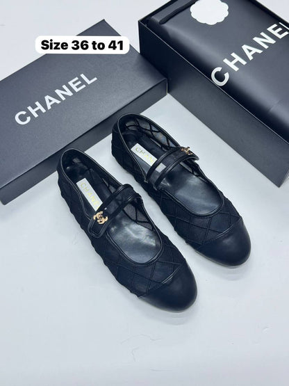 Chanel
Size 36-41
105 dhs🪙💕

Zain21
♥️♥️♥️