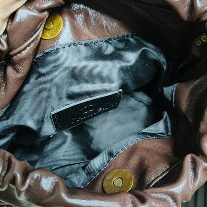 Chanel 22 ᴍɪɴɪ ʜᴀɴᴅ
ʙᴜᴄᴋᴇᴛ sʜᴏᴜʟᴅᴇʀ ᴄʀᴏssʙᴀɢ
ɢʟᴏssʏ ʟᴇᴀᴛʜᴇʀ ᴍᴀᴛᴇʀɪᴀʟ
ᴛᴡɪsᴛ ʟᴏᴄᴋ ᴡ/ ʟᴏɴɢ ᴄʜᴀɪɴ sᴛʀᴀᴘ
sɪᴢᴇ: 22 ᴄm

70 dhs🪙🌨️

Zain31
♥️♥️♥️