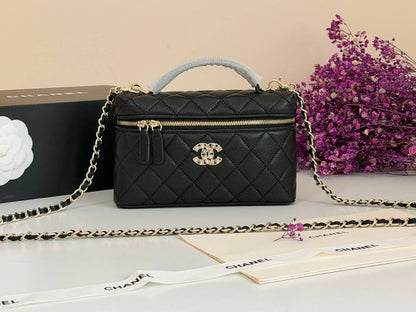 Chanel

210 dhs🇦🇪🇦🇪

Zain134
♥️♥️♥️