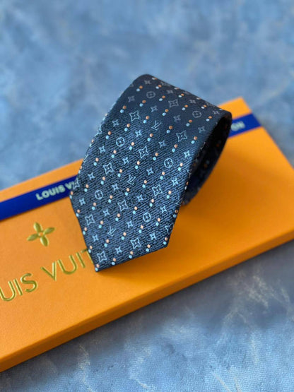 *Tie*
*Master quality*
180 dhs🪙💕

Zain179
♥️♥️♥️