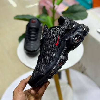 Airmax TN
Size 40 to 45 
110 dhs💓
 
Zain27
♥️♥️♥️