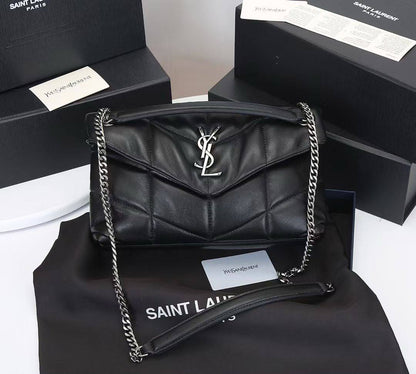 Ysl

320 dhs🇦🇪🇦🇪


Zain153
♥️♥️♥️