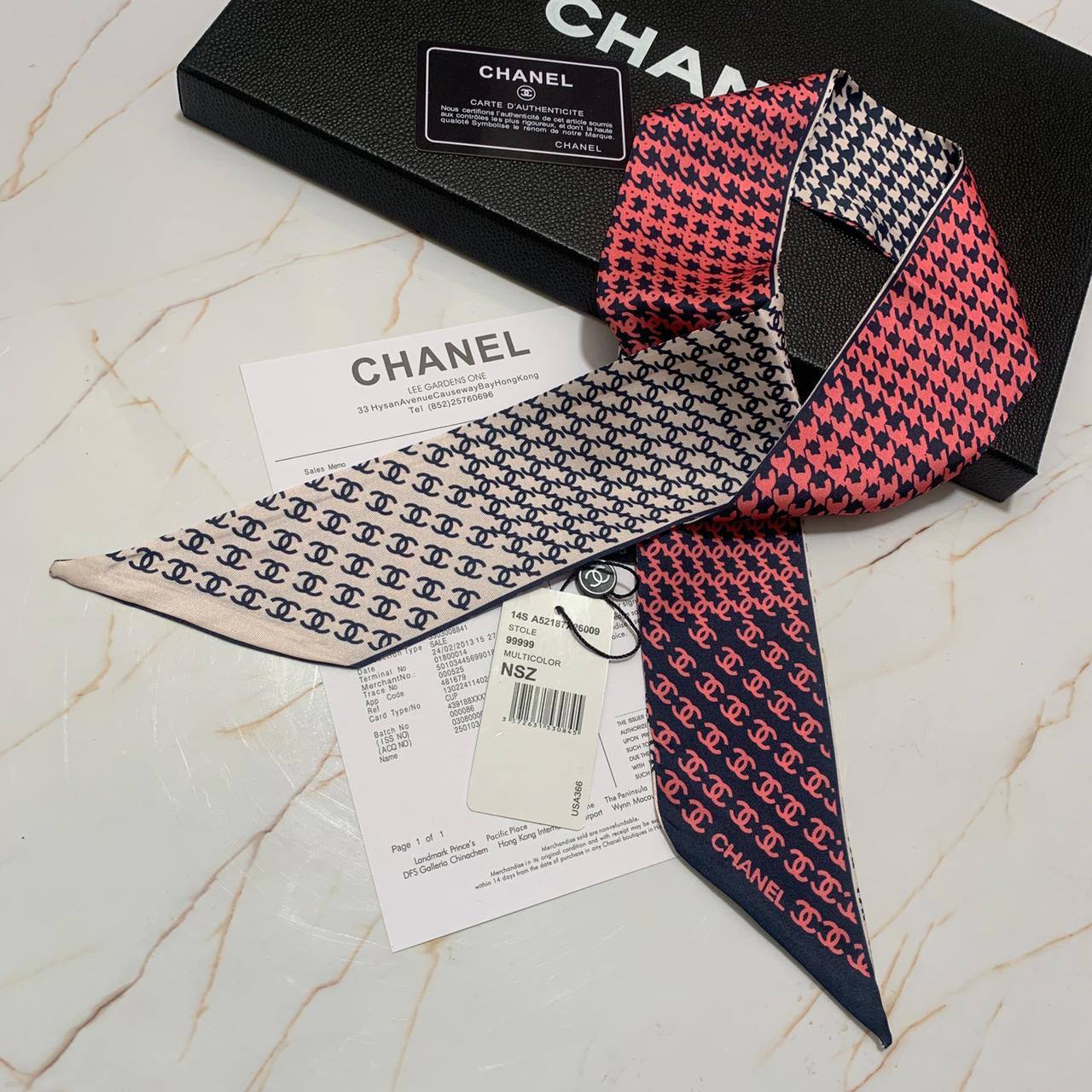 Silk Twilly Scarf 
Without box 🗃️ 
25 dhs✅

Zain231
♥️♥️♥️