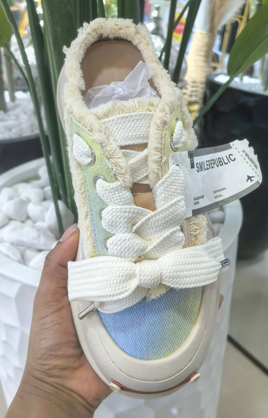 Ladies Fashion Shoes
65 dhs✅
size,35….43
💓💓

Zain161
❣️❣️❣️