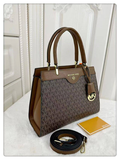 Mk  
Size:26×20 
95 dhs❣️

Zain114
♥️♥️♥️