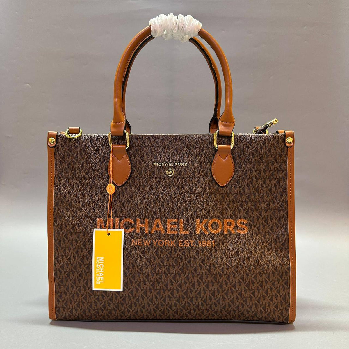 Mk

Newcame
Good quality 
100 dhs🇦🇪🇦🇪

Zain295
♥️♥️♥️