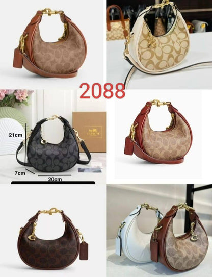 Coach

With box 
🎁🎁🎁

90 dhs🪙🌨️

Zain136
♥️♥️♥️