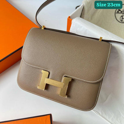 Hermes

Good quality 

with box🎁🎁🎁

100 dhs💓

Zain186
♥️♥️♥️
