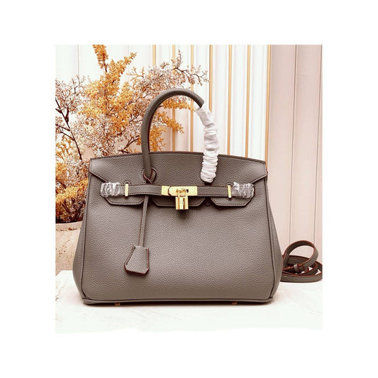 HERMES BIRKIN 
30CM NEW CAME 

GOOD QUALITY 

115 dhs🪙🖤
30CM

Zain39
♥️♥️♥️
