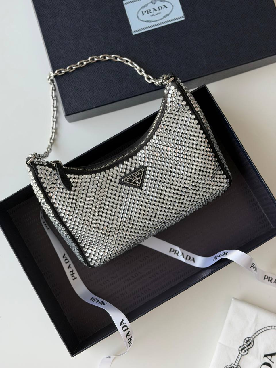 Prada
*vip quality 22 cm*
950 dhs🌺

Zain257
♥️♥️♥️