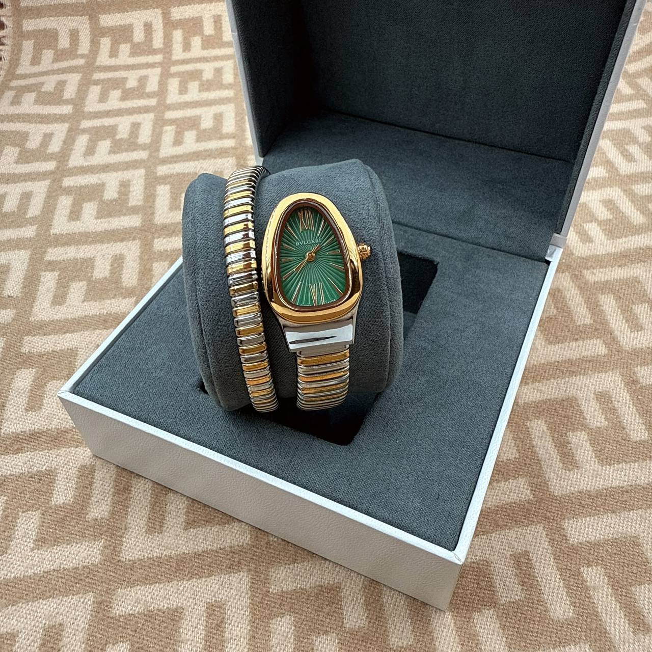 Bvlgari
90 dhs🇦🇪🇦🇪

Zain45
♥️♥️♥️