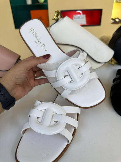 Dior offer

165 dhs 

Zain31236

♥️♥️♥️

Zc