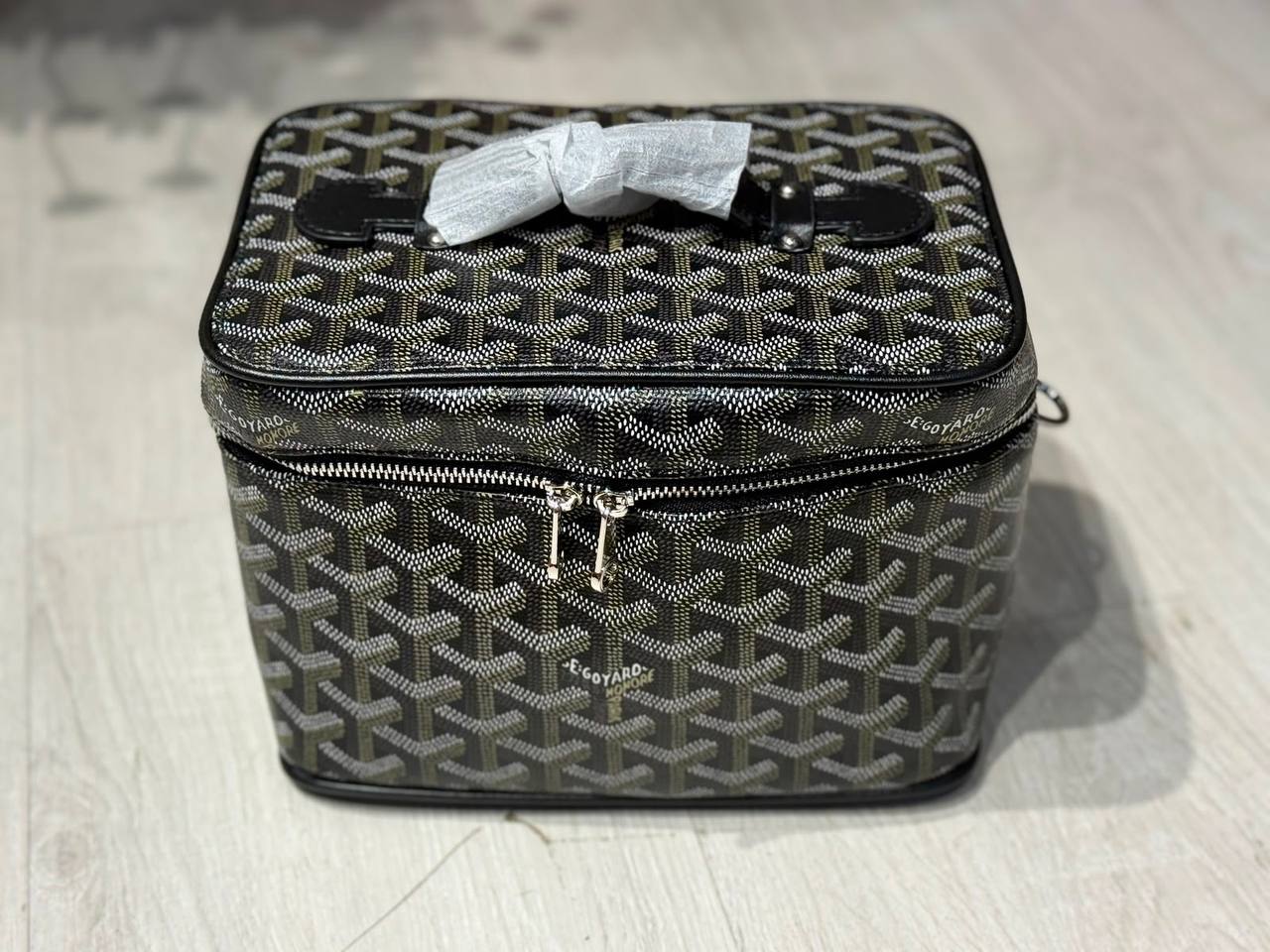 Goyard Muse Vanity Case
20*14*15cm
High quality 
110 dhs✅

Zain43
♥️♥️♥️