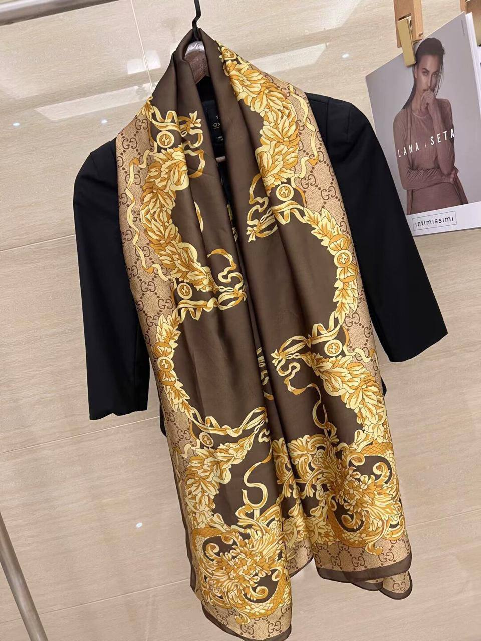 Silk scarf
40 dhs❣️

Zain60
❣️❣️❣️