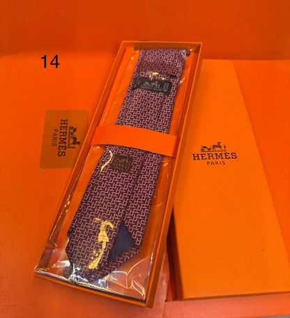 Hermes
Gucci
LV
Dior

Withbox

75 dhs🇦🇪🇦🇪

Zain93
♥️♥️♥️