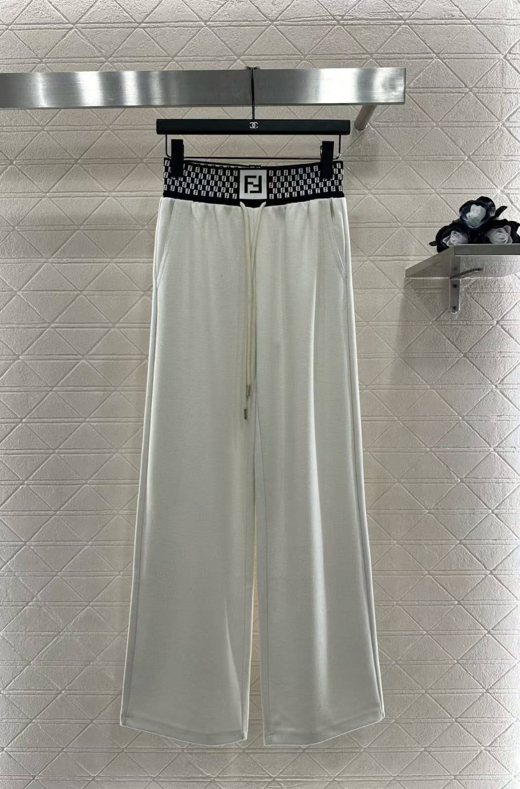*New collections*                                                
FENDI
*Super Master quality*
*Sizes: S M L* 
320 dhs🇦🇪🇦🇪

Zain308
♥️♥️♥️