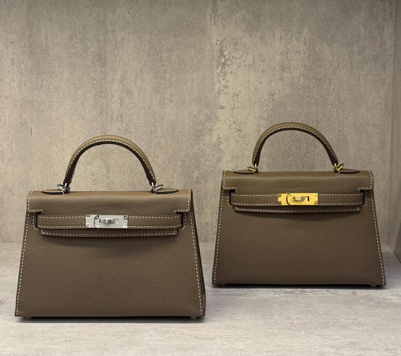 Hernes
𝐇𝐞𝐫𝐦𝐞𝐬 𝐌𝐢𝐧𝐢 𝐊𝐞𝐥𝐥𝐲 𝟏𝟗𝐜𝐦 
𝐇𝐚𝐧𝐝 𝐌𝐚𝐝𝐞 
1350 dhs✅🖤🌴

ETAG4
♥️♥️♥️