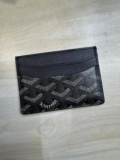 Card pack

First quality

Size : 10 * 7 cm
20 dhs🇦🇪🇦🇪

Zain115
♥️♥️♥️