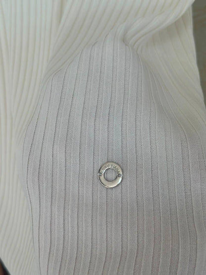LORO PIANA
Women’s Top
Master Quality 
SML
330 dhs✅

Zain276
♥️♥️♥️