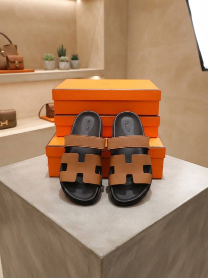 NEW CAME

HERMES Lady slipper🥿
Withbox & Paper Bag🛍️

Size: 36 TO 41 🎉

100 dhs🇦🇪🇦🇪
Zain40
♥️♥️♥️