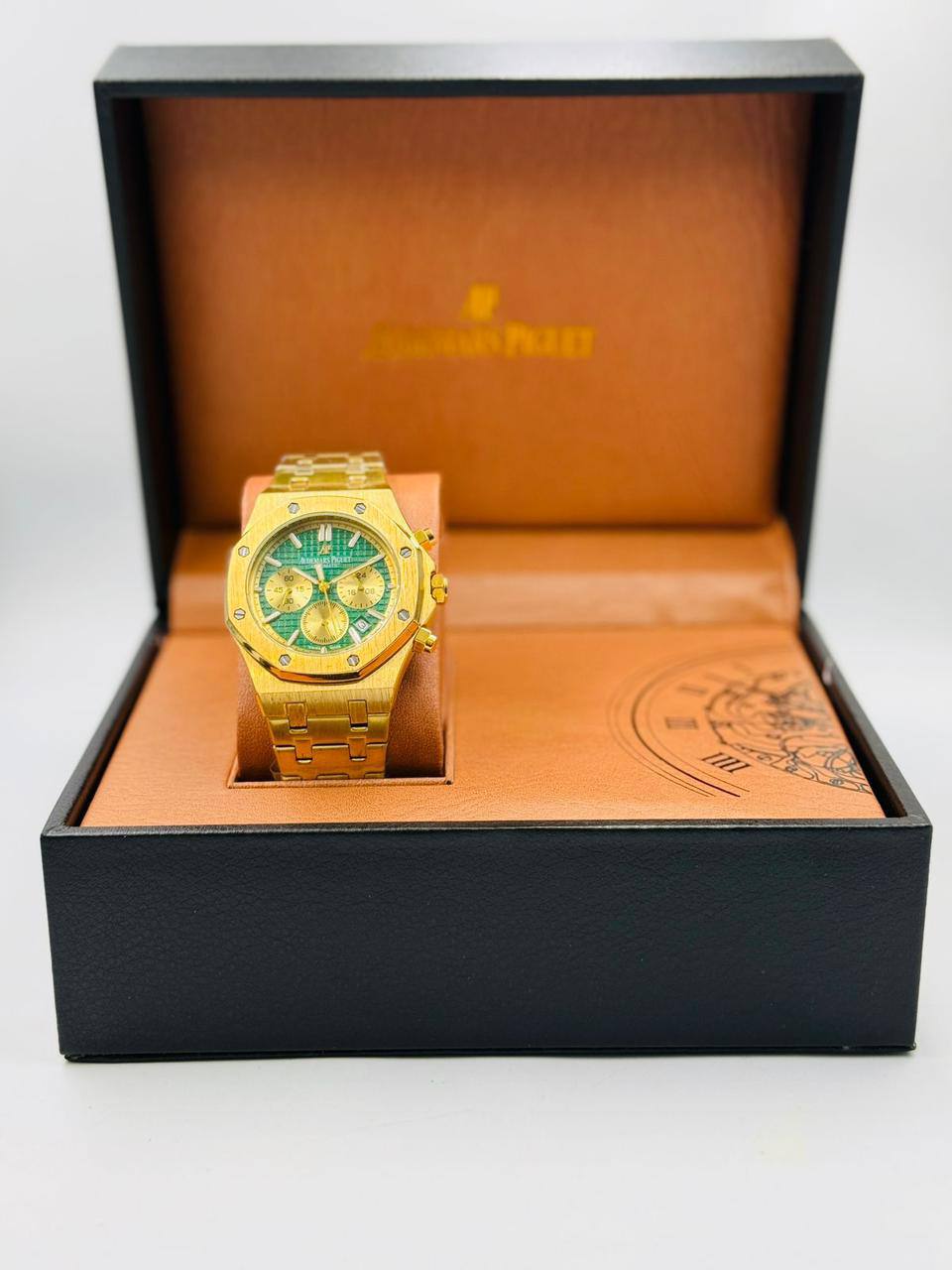 Ap Men 
offer price 
65 dhs🪙🌺
*chronograph working*🔥

Zain08
♥️♥️♥️