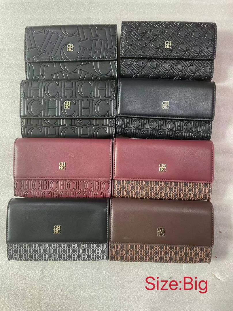 Bags
85 dhs✅

with box
🎁🎁🎁

Zain26
♥️♥️♥️