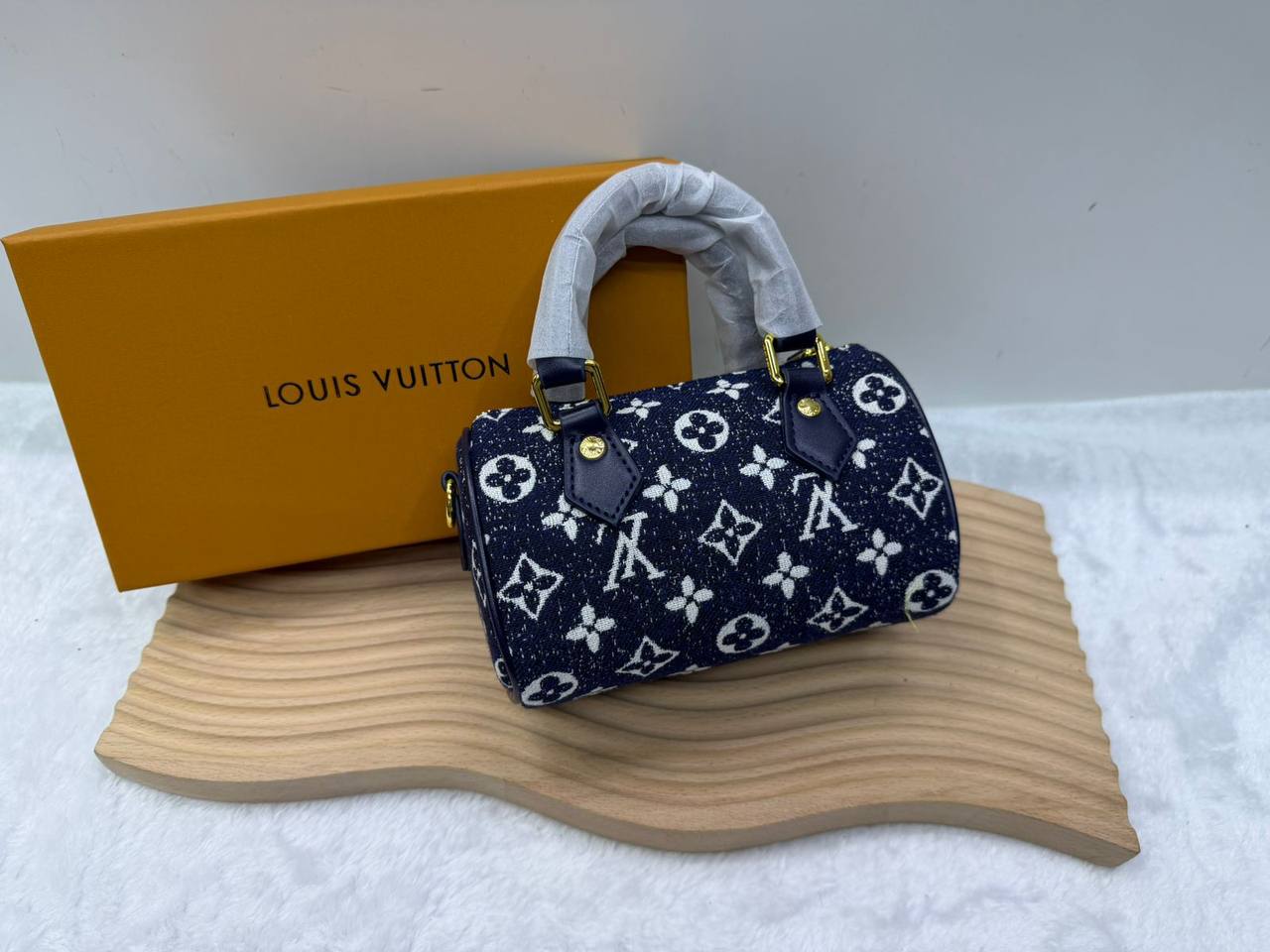 LV
90 dhs🪙🌨️

Zain114
♥️♥️♥️