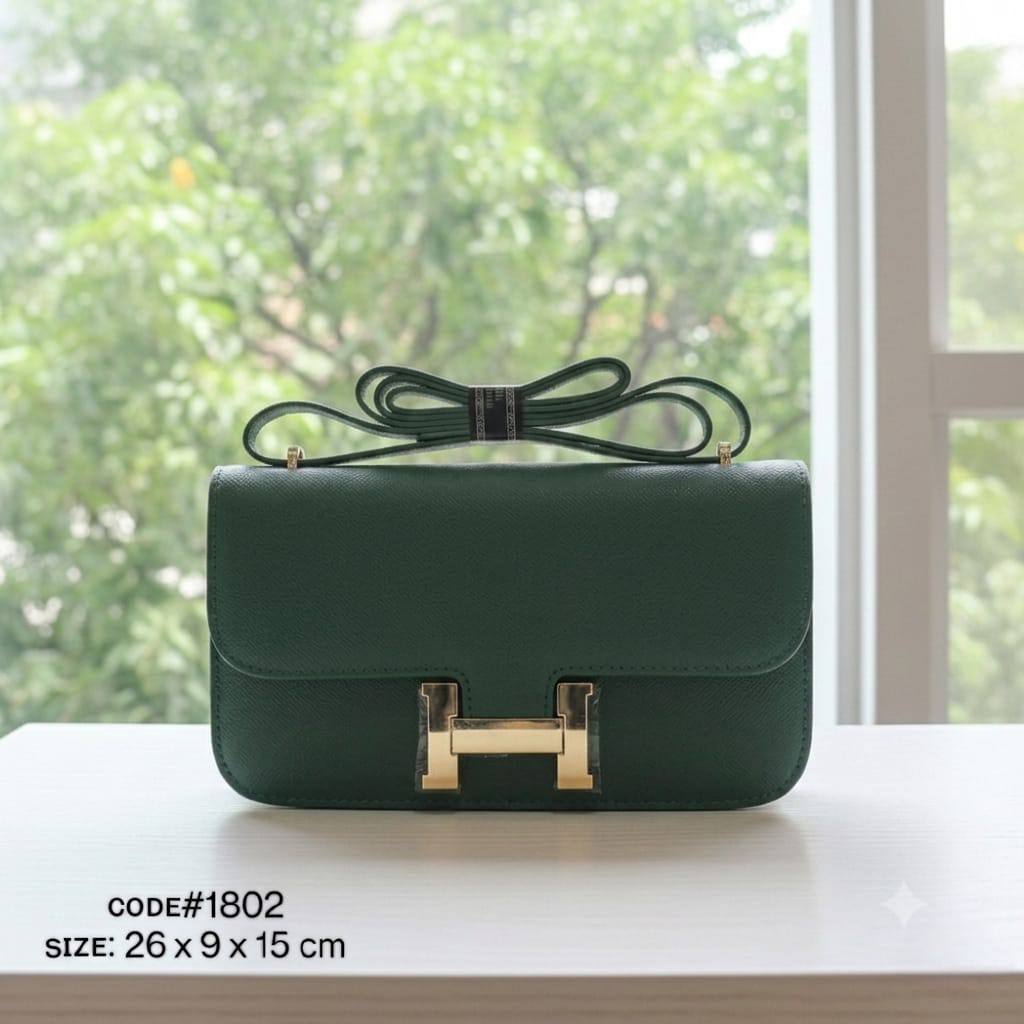 HERMES ᴄᴏɴsᴛᴀɴᴄᴇ
ᴇᴀsᴛ ᴡᴇsᴛ sɪᴢᴇ
ᴇʟᴀɴ ᴇᴘsᴏᴍ ʟᴇᴀᴛʜᴇʀ
ɢᴏʟᴅ ʜᴀʀᴅᴡᴀʀᴅ ᴇᴀsᴛ ᴡᴇsᴛ
sɪᴢᴇ : 26 cm
ᴡɪᴛʜ BOX

75 dhs💓

Zain31
♥️♥️♥️