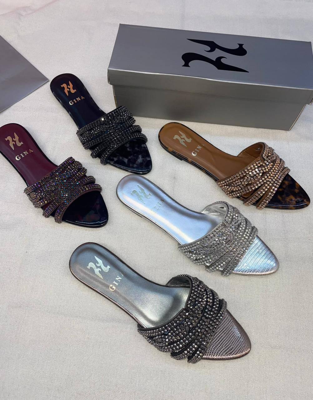 GINA 
120 dhs👑
Size 36-41 

Zain88
♥️♥️♥️