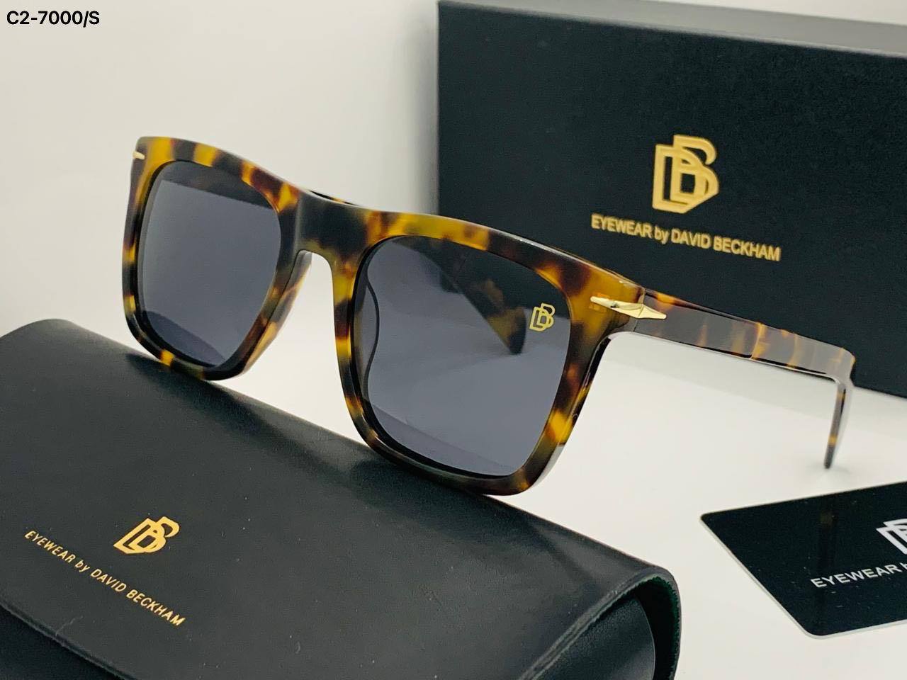 RAY BAN
SUNGLASSES
MASTER ✨💫
👓🕶️
OFFER 💥65 DHS✅
WITH BOX🎁🎁🎁

Zain89
♥️♥️♥️