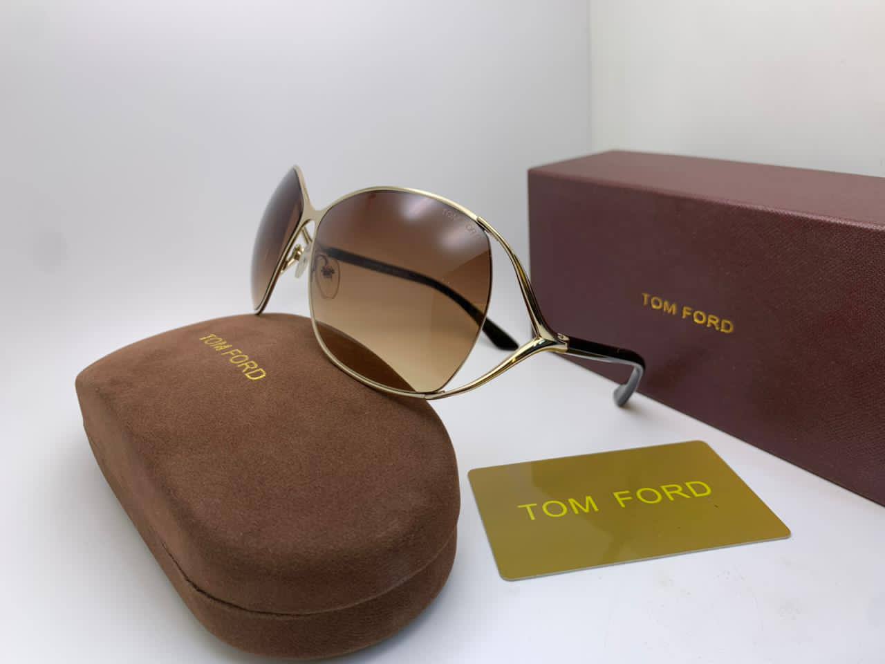 Ladies sunglasses 
70 dhs✅

Zain126
♥️♥️♥️
