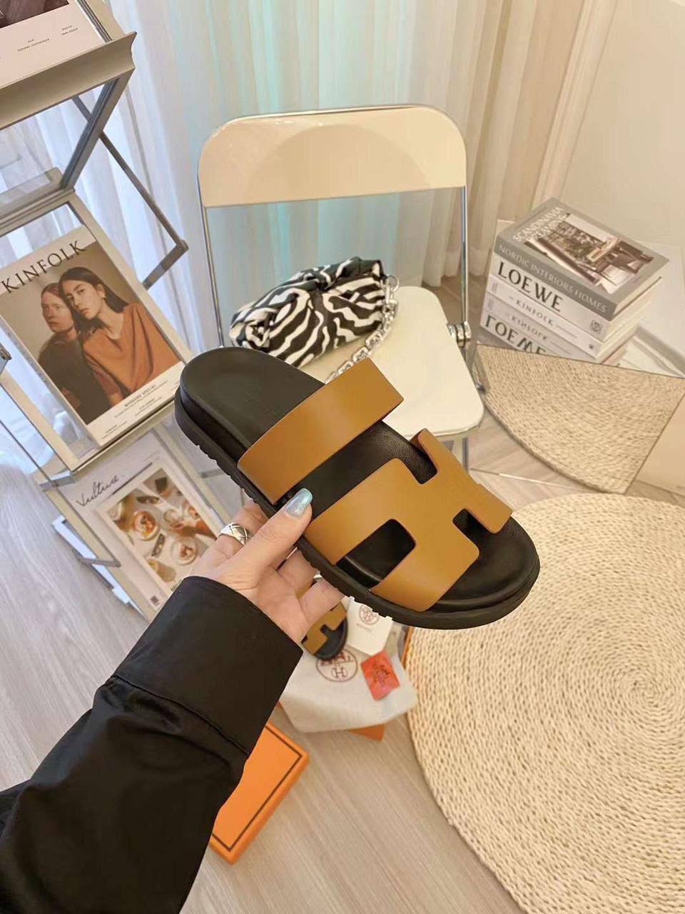 Hermes
Size 36-41
100 dhs🇦🇪🇦🇪

Zain132
♥️♥️♥️