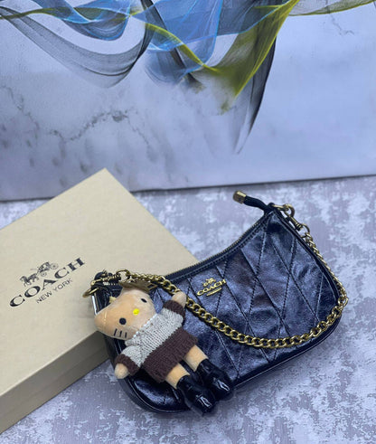 COACH
95 dhs❣️

with box 
🎁🎁🎁

Zain175
♥️♥️♥️