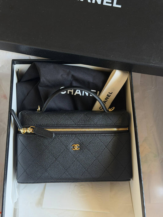Chanel
Super Master Xx
𝐕𝐚𝐧𝐢𝐭𝐲 𝐁𝐚𝐠 𝐖𝐢𝐭𝐡 𝐂𝐡𝐚𝐢𝐧 
950 dhs✅

ETAG4
♥️♥️♥️
