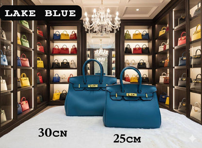 Hermes ʙᴇʀᴋɪɴ. 
sᴏғᴛ ʟᴇᴀᴛʜᴇʀ
sɪᴢᴇ:ᴄʜᴇᴄᴋ!!!
      30ᴄᴍ-110 dhs✅ 
      25ᴄᴍ-100 dhs✅

Zain56
♥️♥️♥️
