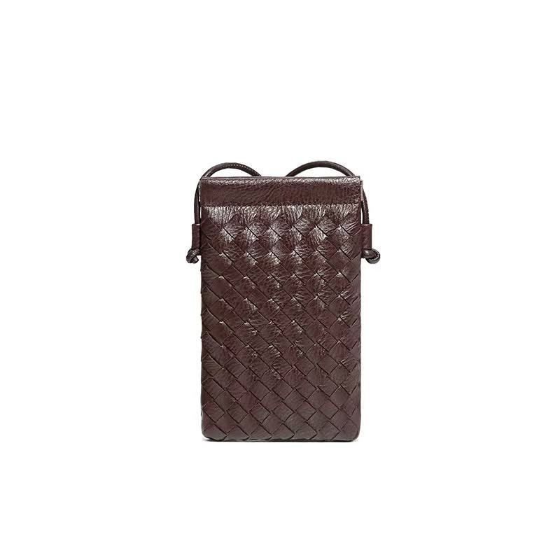 BOTTEGA 
Mobile holding bags
60 dhs💓
size 14*21cm

Zain161
♥️♥️♥️
