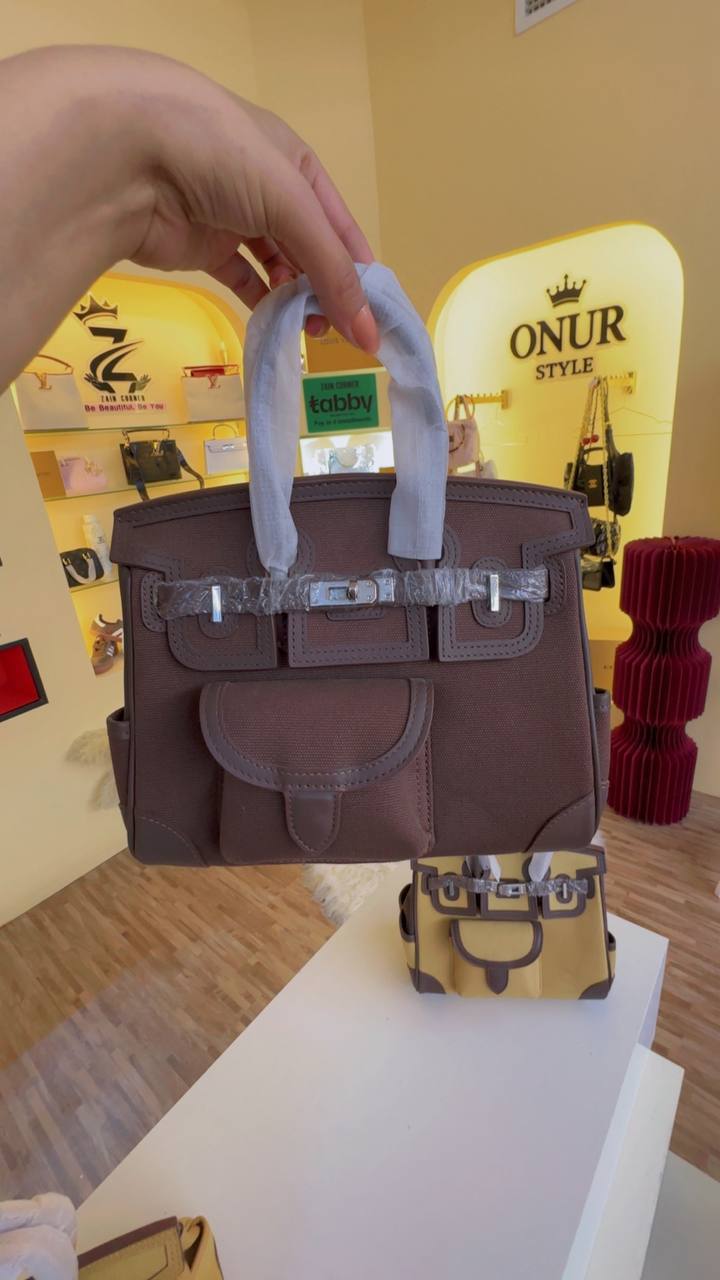 Hermes

350 dhs

Zain131
♥️♥️♥️

Zc